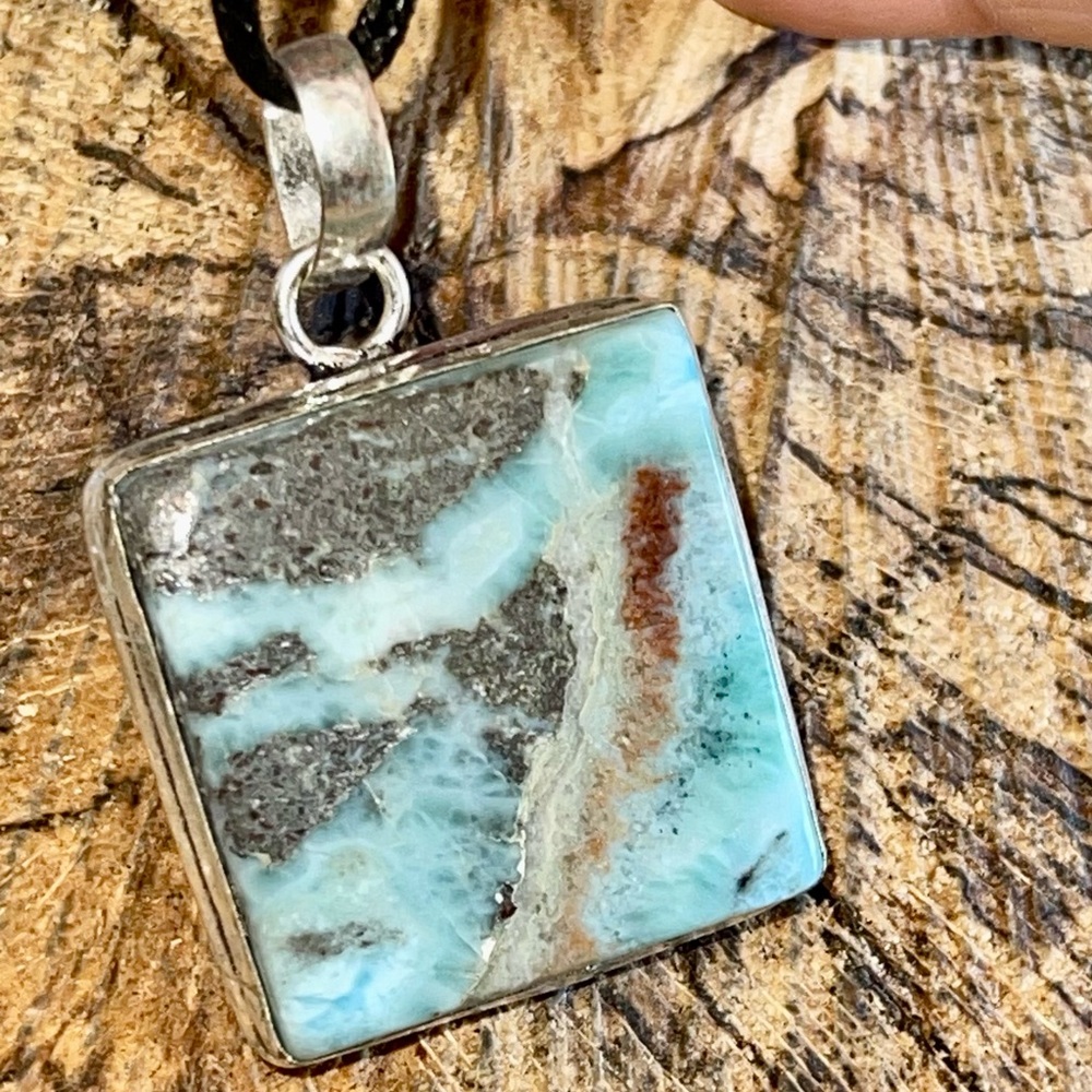 Beautiful Larimar Pendant 1 7/8” - Picture 5 of 6